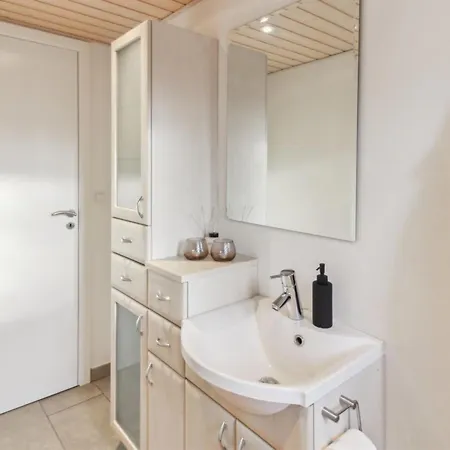 Дом отдыха Solvejg - 30km From The Sea By Interhome Toftlund