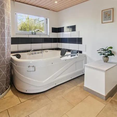 Дом отдыха Solvejg - 30km From The Sea By Interhome