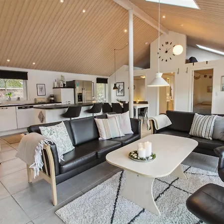 Prázdninový dům Solvejg - 30km From The Sea By Interhome